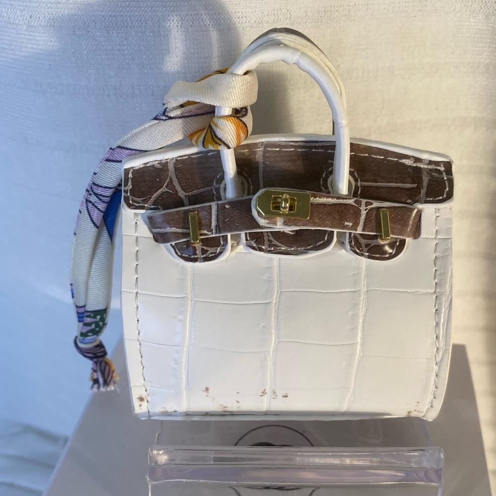 Luxury Mini Bag Keychain, Bag Charm or
AirPod Holder